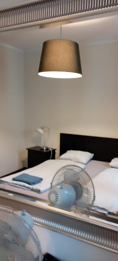 City Center Apartment In Middle Of براتسيلافا المظهر الخارجي الصورة