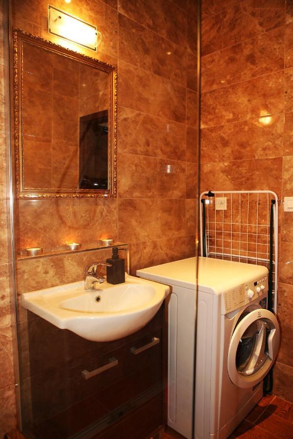 City Center Apartment In Middle Of براتسيلافا المظهر الخارجي الصورة